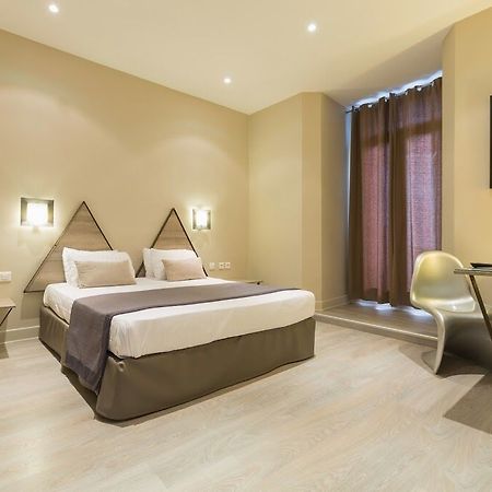 Hotel Amiraute Tulon Zewnętrze zdjęcie