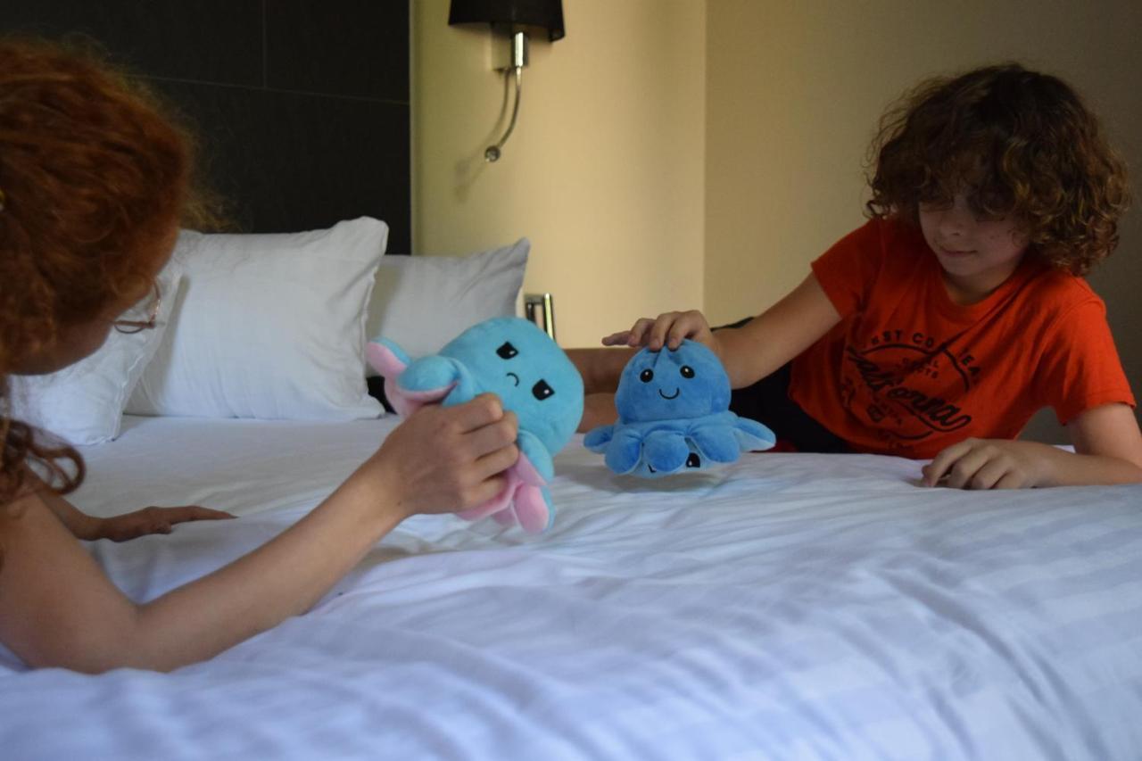 Hotel Amiraute Tulon Zewnętrze zdjęcie